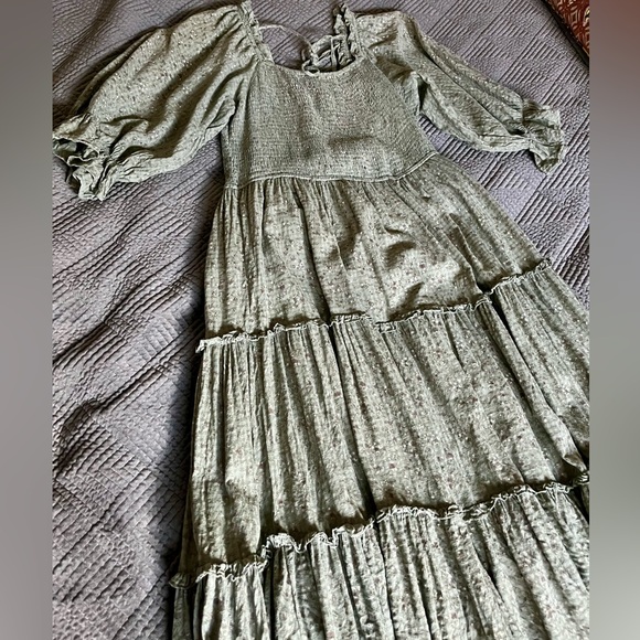 Ivy City Co Basil Dress - Picture 7 of 10